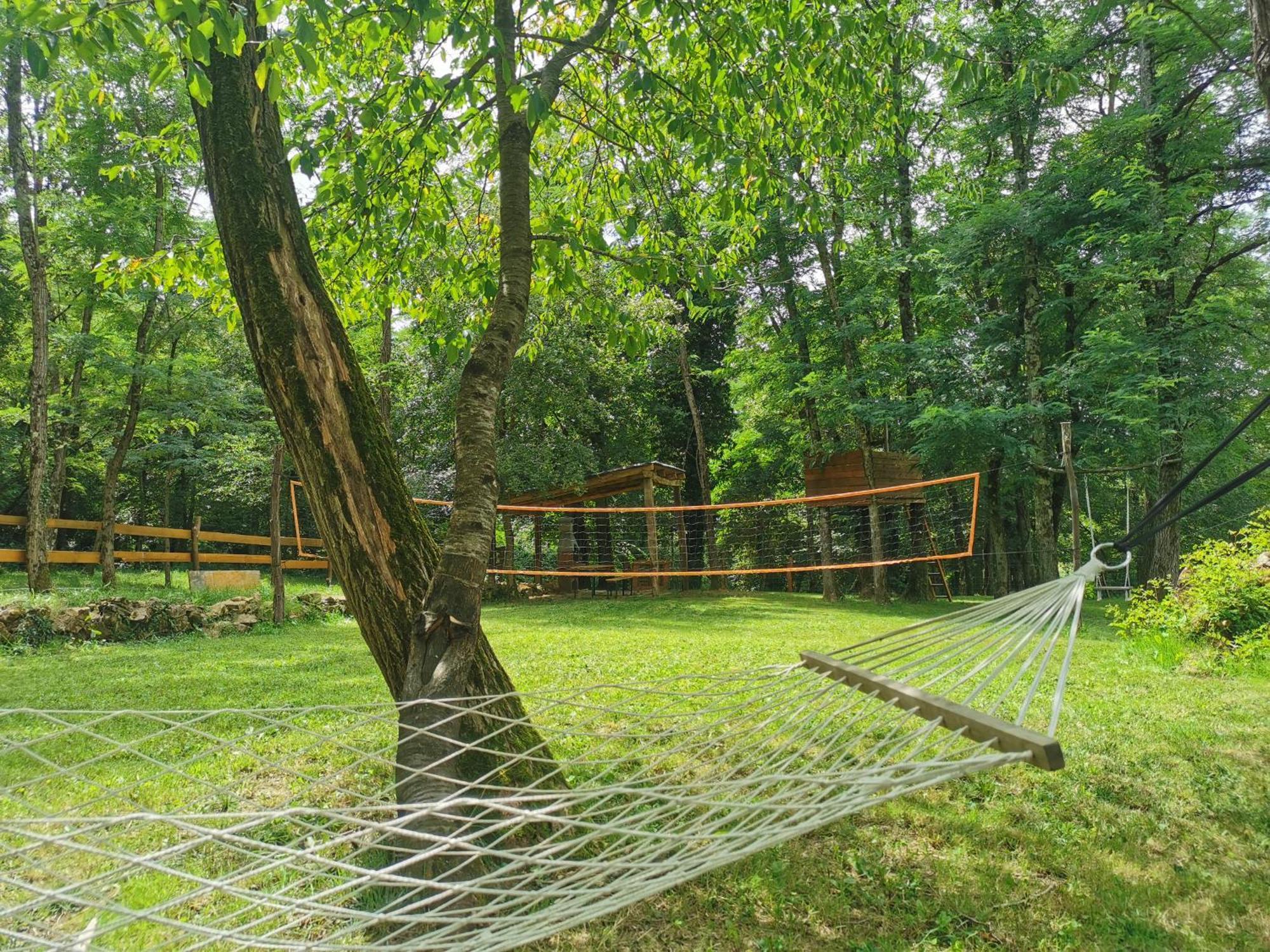 Apartma Baladur Brezovica pri Gradinu Екстериор снимка